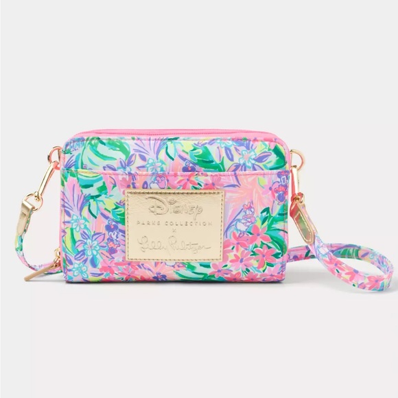 Lilly Pulitzer Handbags - Lilly Pulitzer Marsten Crossbody Bag Disney 💗🐭🏰